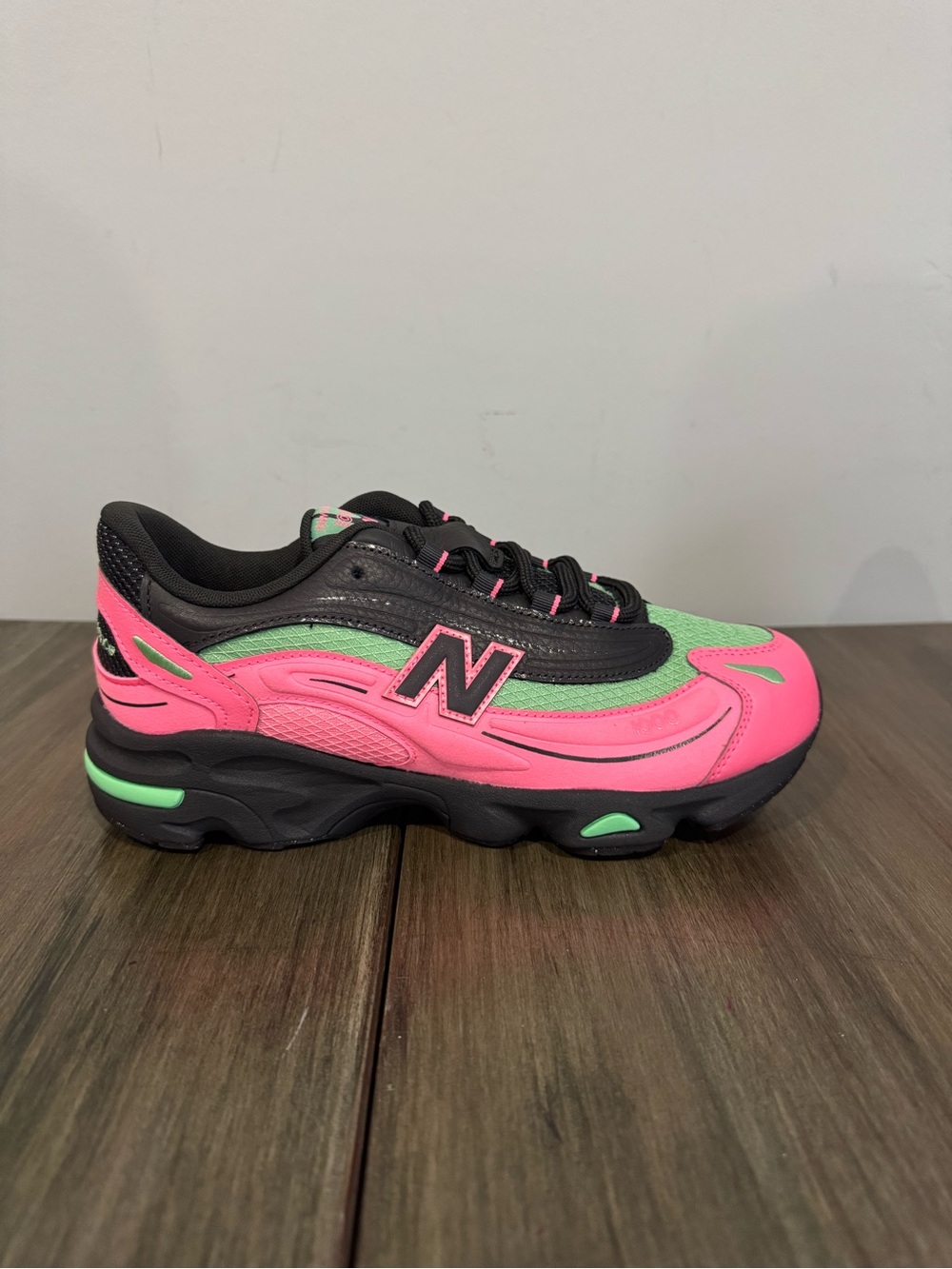 New Balance 1000 WaterMelon Big kids Shoes